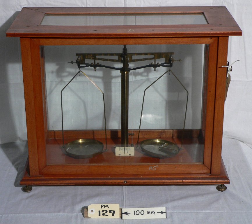 Balance - Weighing