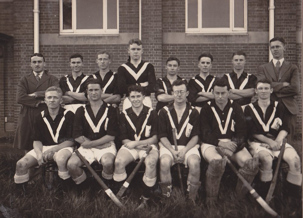 Intervarsity Hockey Team, 1932