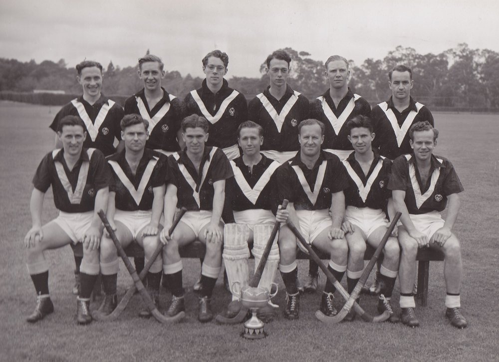 Intervarsity Men's Hockey Team, 1947