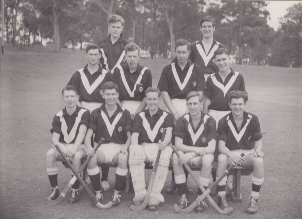 Intervarsity Men's Hockey Team, 1950