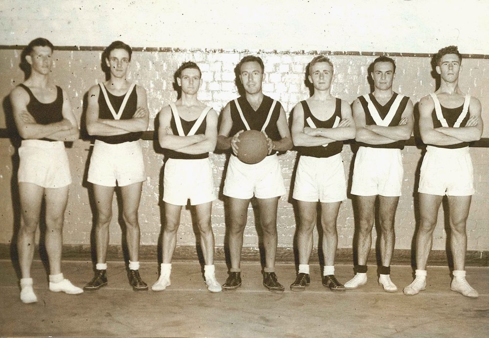 Intervarsity Men's Basketball Team, 1947