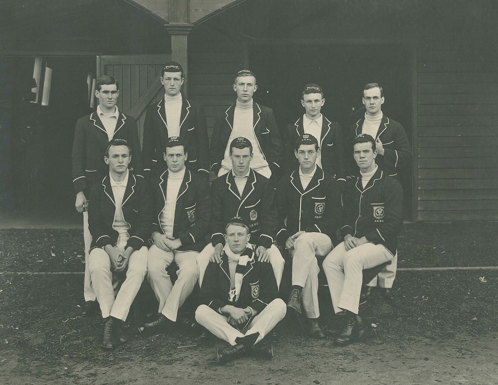 Intervarsity Rowing Team, 1910
