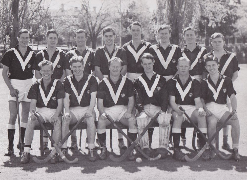 Intervarsity Hockey Team, 1946