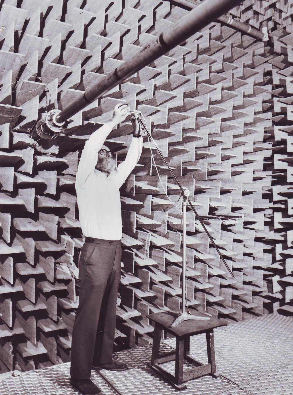 Acoustic Laboratory, School of Mechanical Engineering, c1976