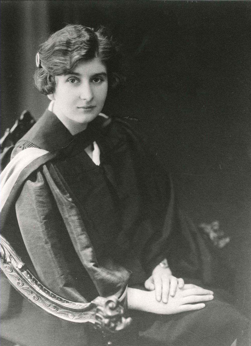 Linda Lovibond Thomson BDS, 1926