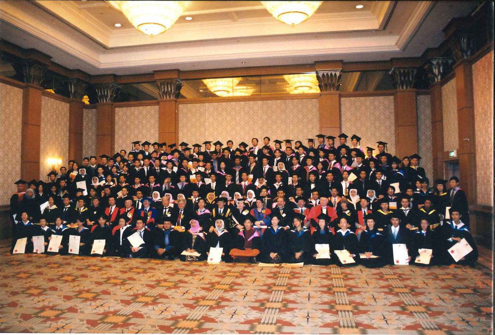 Malaysian Graduation, 2000