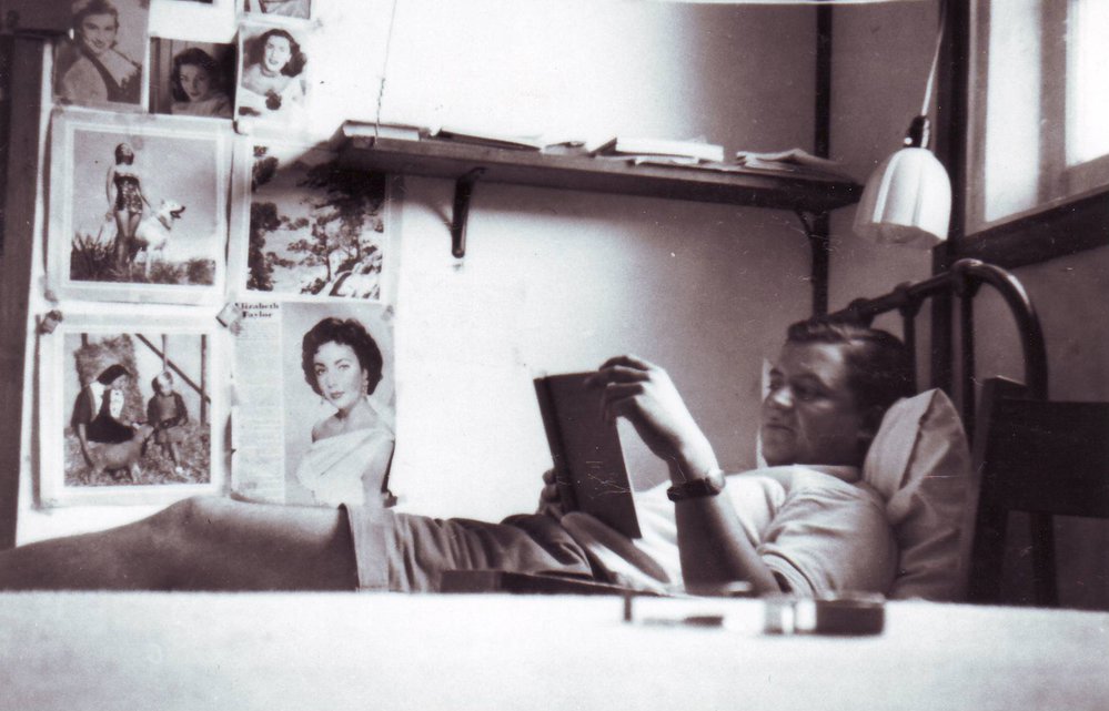 Student Ayhan Subhi, 1954