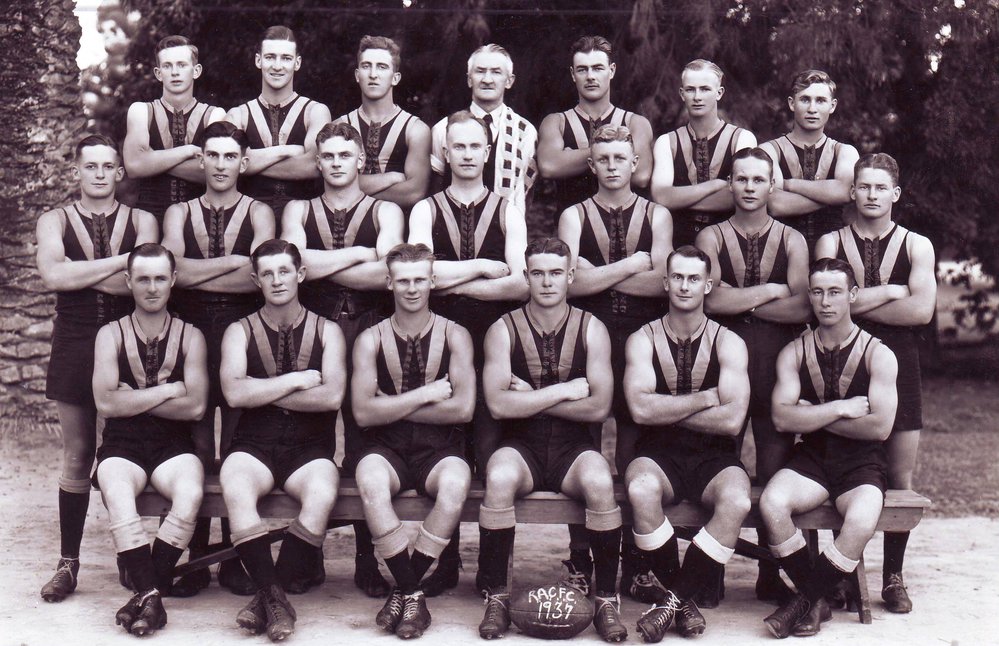 Football Team, Roseworthy Agricultural College, 1937