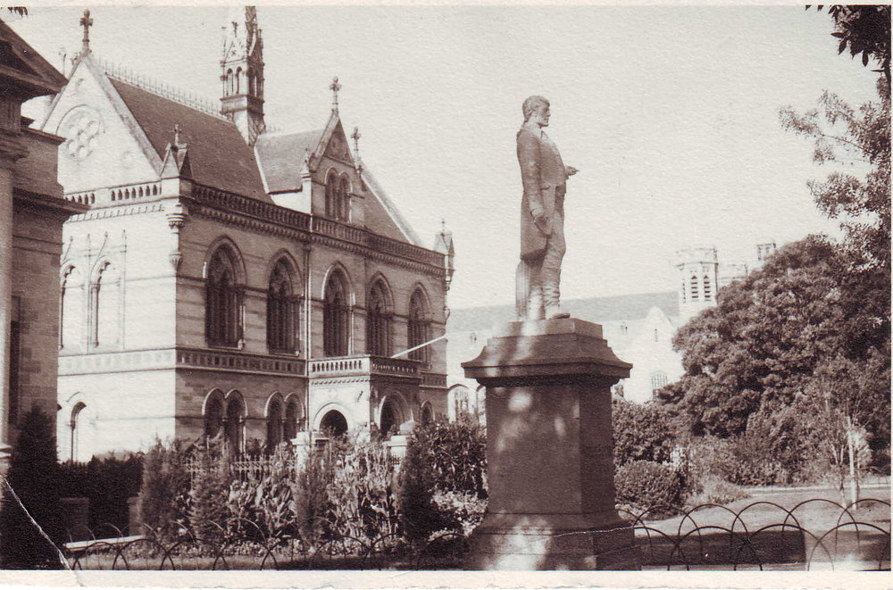 Robert Burns Statue, c.1930 - c.1940
