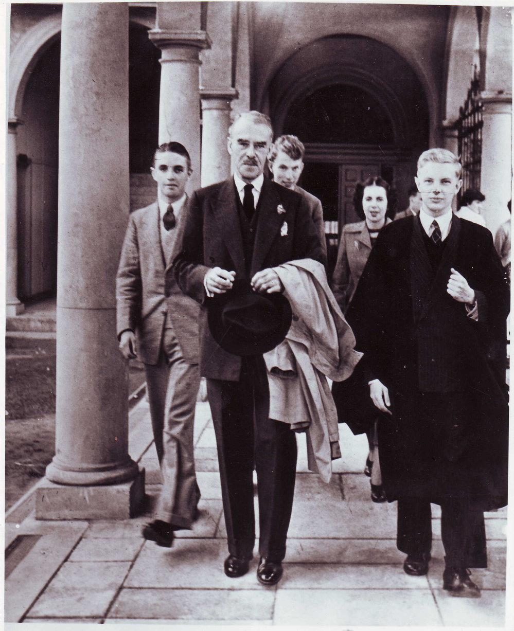 Richard Gardiner Casey, 1957