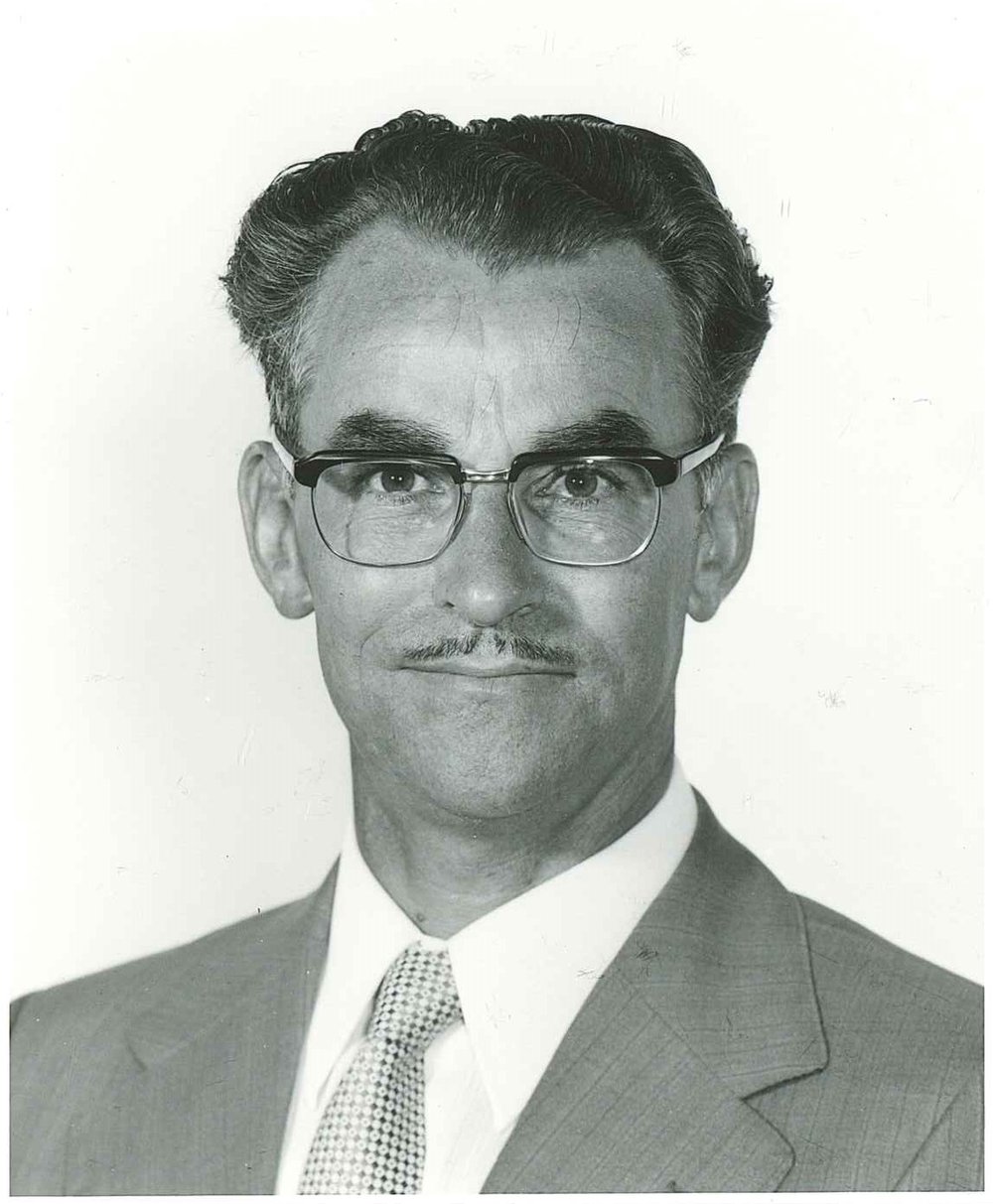 Dr D W Griffin - Electrical Engineering, 1973