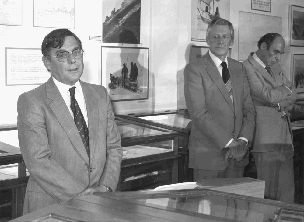 New Mawson Chair of Geology, 1983