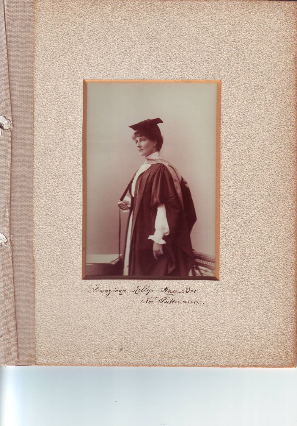 PUTTMAN, Franziska (Mrs Kelly) Mus Bac