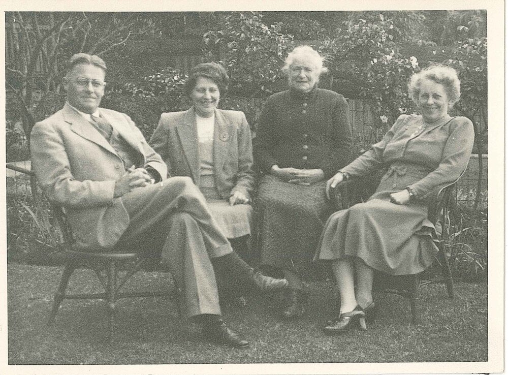 Howard Florey with Sisters Valetta, Hilda and Charlotte - Hawthorn, c1940s