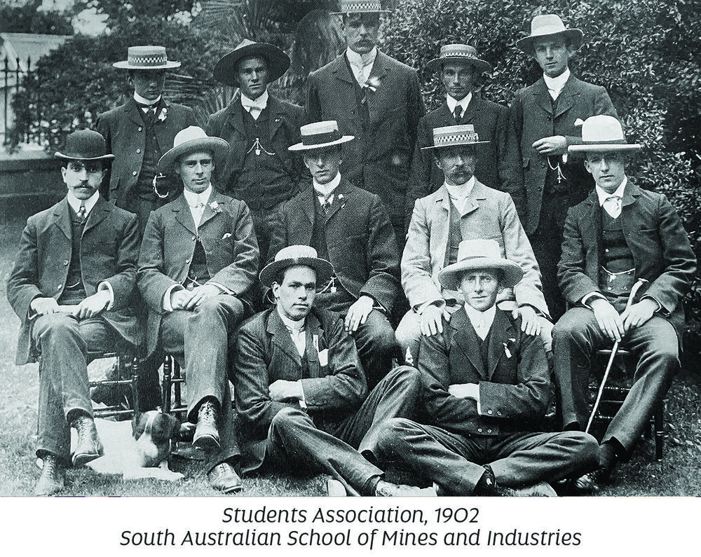 Students dress to impress 1902