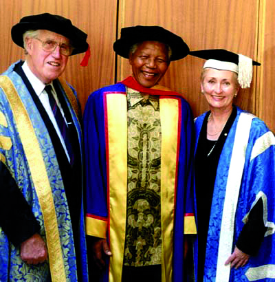 Nelson Mandela receives Hon Doc 