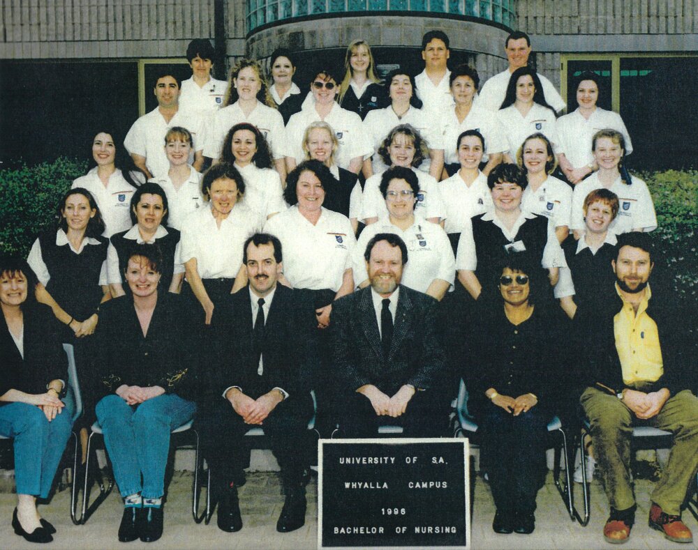Completing nursing students 1996