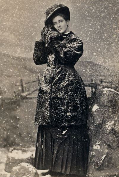Joanna as Winter
