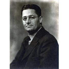 Howard Florey, 1944