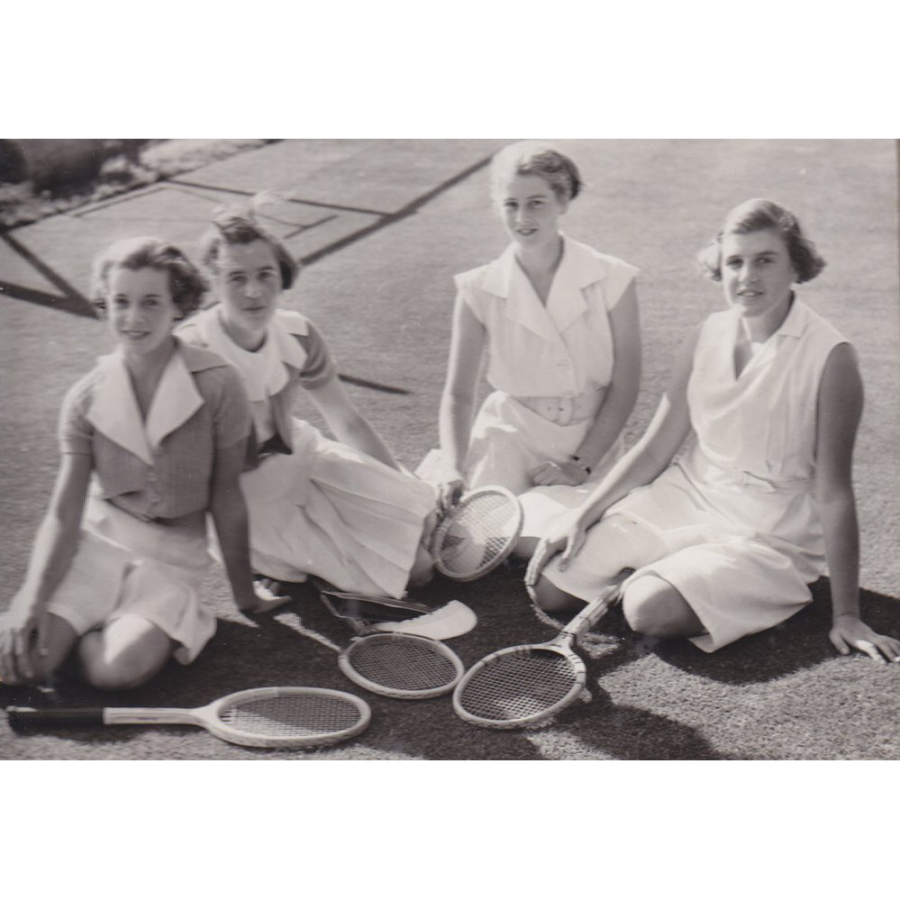 Intervarsity Women's Tennis Team
