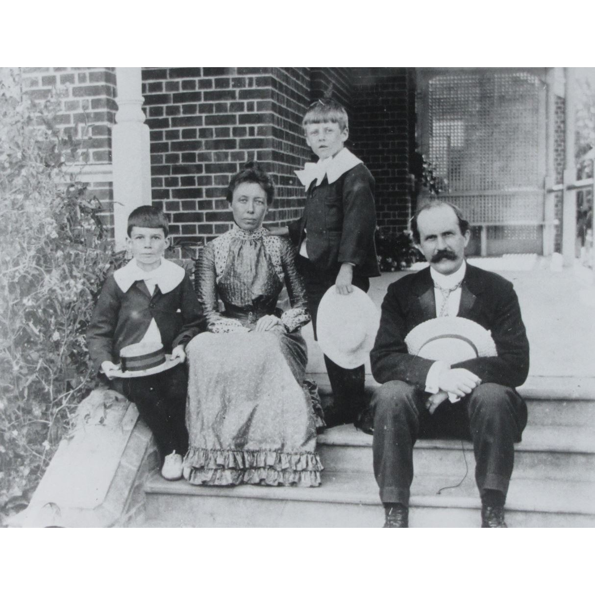 William Henry Bragg - Family & Social Life