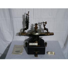 Universal X-Ray Photogoniometer