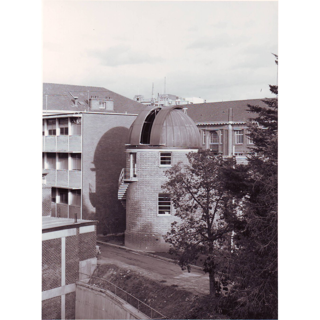 Vignette 125: Observatory