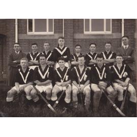 Intervarsity Hockey Team, 1932
