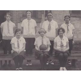 Intervarsity Women's Basketball Team, 1926