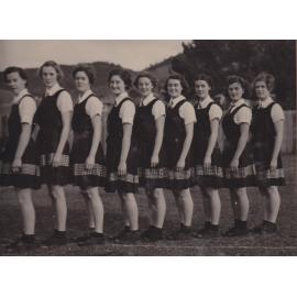 Intervarsity Women's Basketball Team, 1939