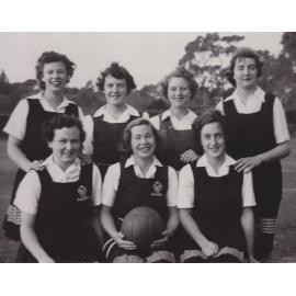 Intervarsity Women's Basketball Team, 1950