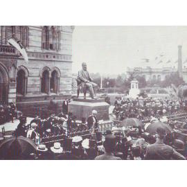 Statue of Sir Walter Watson Hughes - Unveiling, 1906