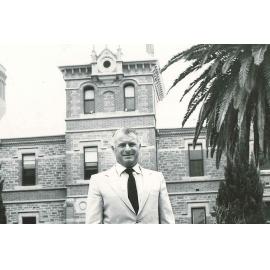 Barrie Thistlethwayte, Director, Roseworthy Agricultural College, c1982
