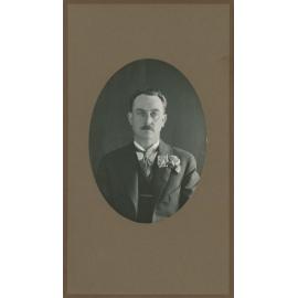 Leslie Claude Hunkin, 1929