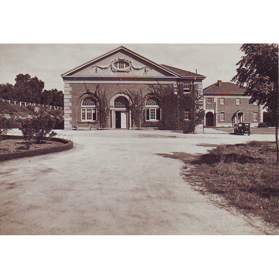George Murray Building