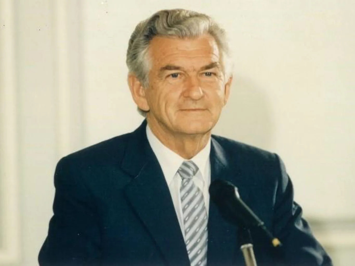 Robert James Lee Hawke